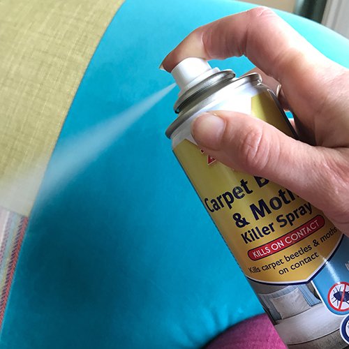 Zero In ZER977 Carpet Beetle and Moth Killer 300ml Aerosol (For Carpets, Upholstery and Surfaces) - Image 4