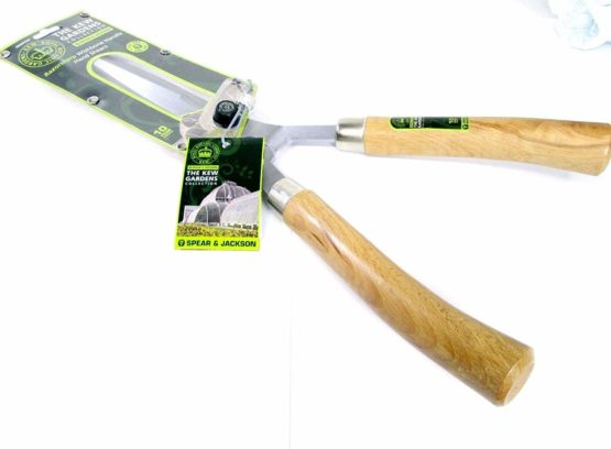 Spear & Jackson 4868KEW R/Sharp Wooden Handle Shears, Blue, 48 x 23.5 x 6.5 cm - Image 4