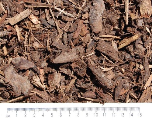 Melcourt 60 Litre Bag of Melcourts Spruce Ornamanetal Bark Mulch - New Bag Size! - Image 4