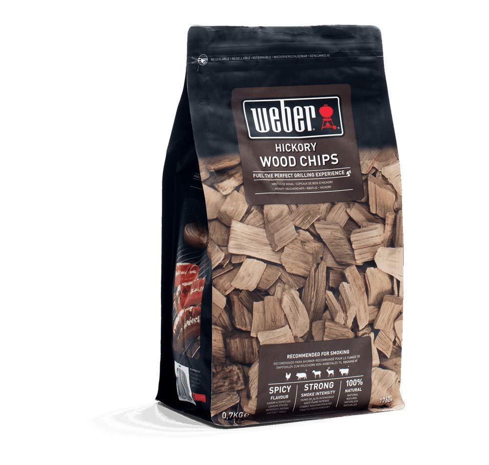 Weber Smoking Chips (700g Pack) - Hickory wood, for beef, pork, game & poultry, strong/intense, slightly sweet aroma