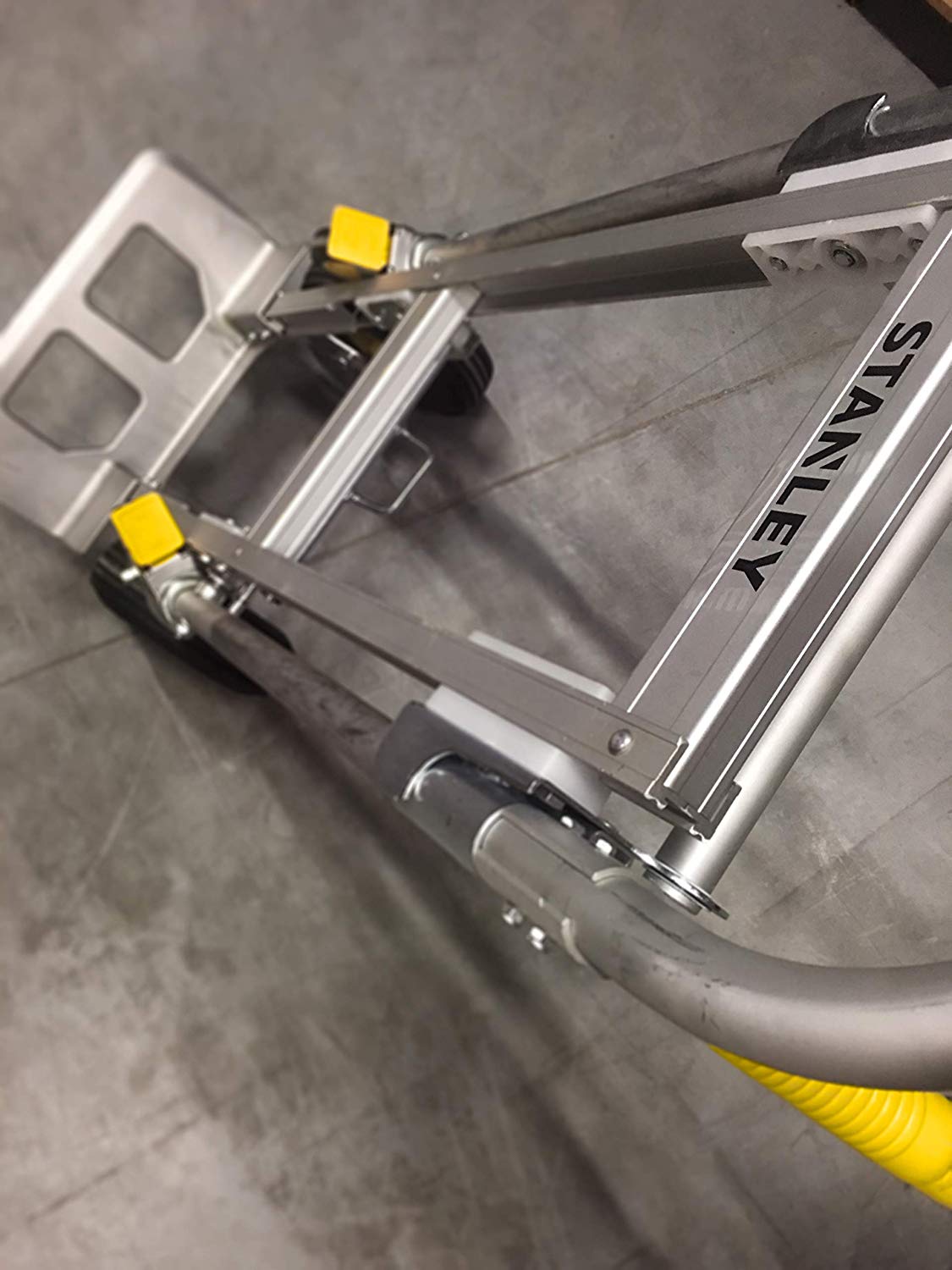 STANLEY ALUMINIUM MULTI TRUCK 200KG/250KG - Image 2