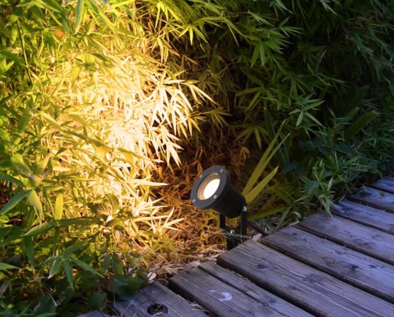 4 Pack Outdoor Garden Spike Lights Ground Mount or Watt IP65 Matt Black SPBLK04 - Image 4