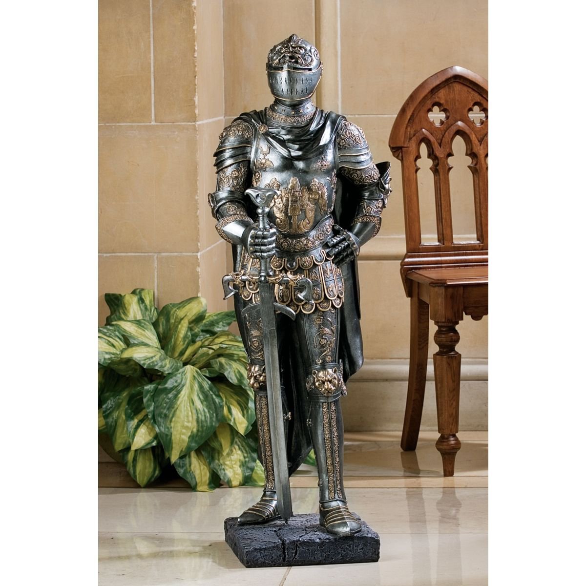 Design Toscano CL4256 The King's Guard Medieval Decor Half Scale Knight Armor Gothic Statue, 99 cm, Polyresin, Two Tone Metallic, Gold,silver - Image 2
