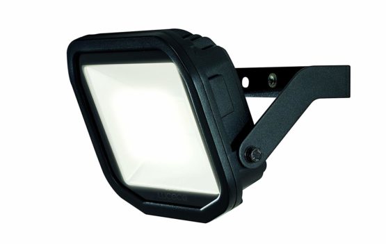 Luceco Guardian Slim Flood Light with 1 m Cable, 8 W, 3000K Colour Temperature, Black, 12.5 x 8.5 cm