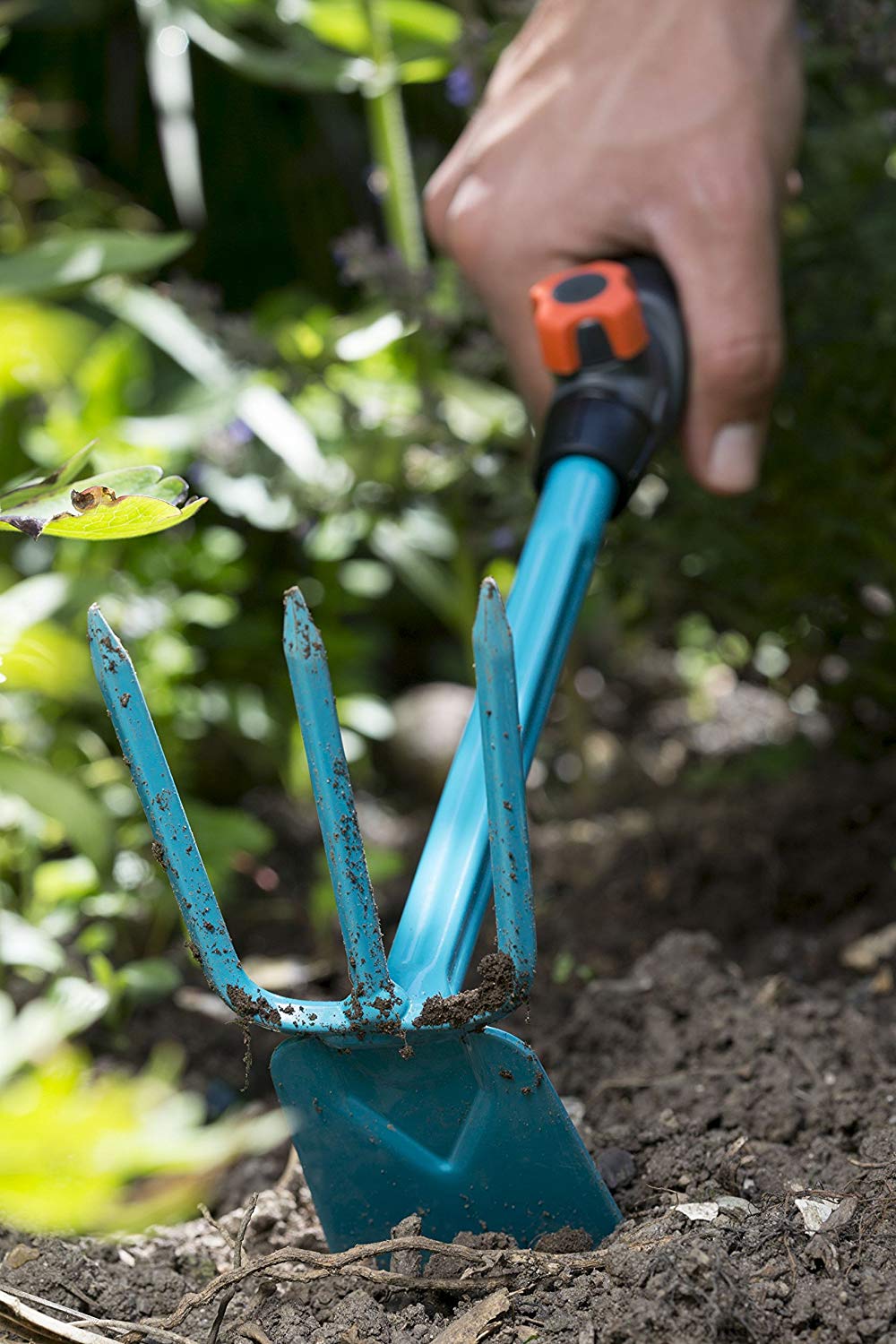 Gardena combisystem Hand Hoe (8915); for loosening and aerating soil (made of high-quality steel);6.5 cm width 08915-20 - Image 2