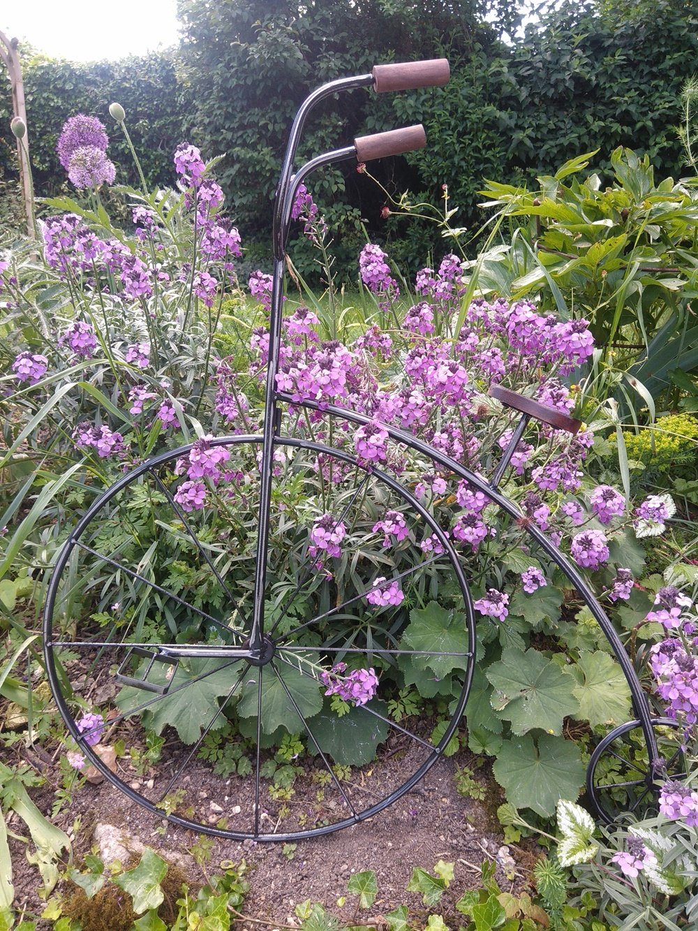 F&G Supplies 70cm Tall Penny Farthing Bicycle Wall Art Garden Art Ornament - Great Statement Piece - Image 2