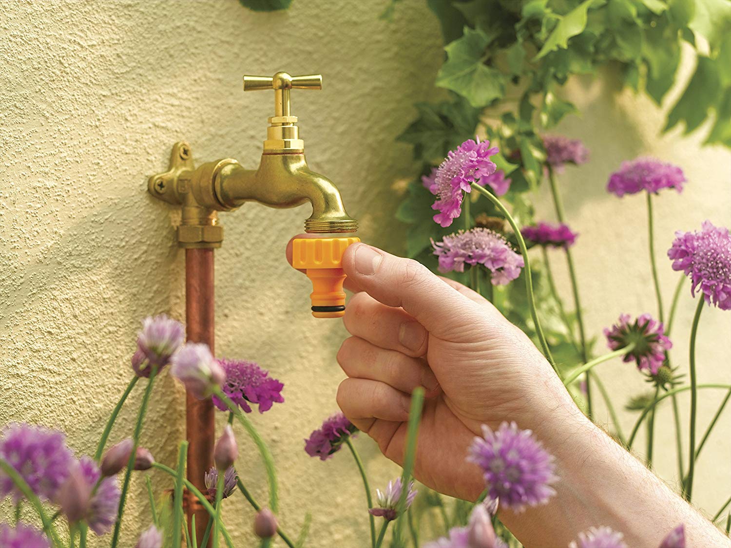 HOZELOCK - Outdoor Tap Connector 21mm - 26,5mm (1/2"- 3/4") : For Threaded Outdoor Taps, Watertight Connector - Image 3