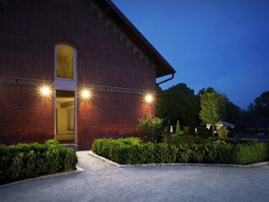 Steinel LED Outdoor Spotlight LS 150 S Black, 240° Motion Sensor Light, max. 12 m Range, 14.7 W, 4000 K, 1375 Lumen - Image 2