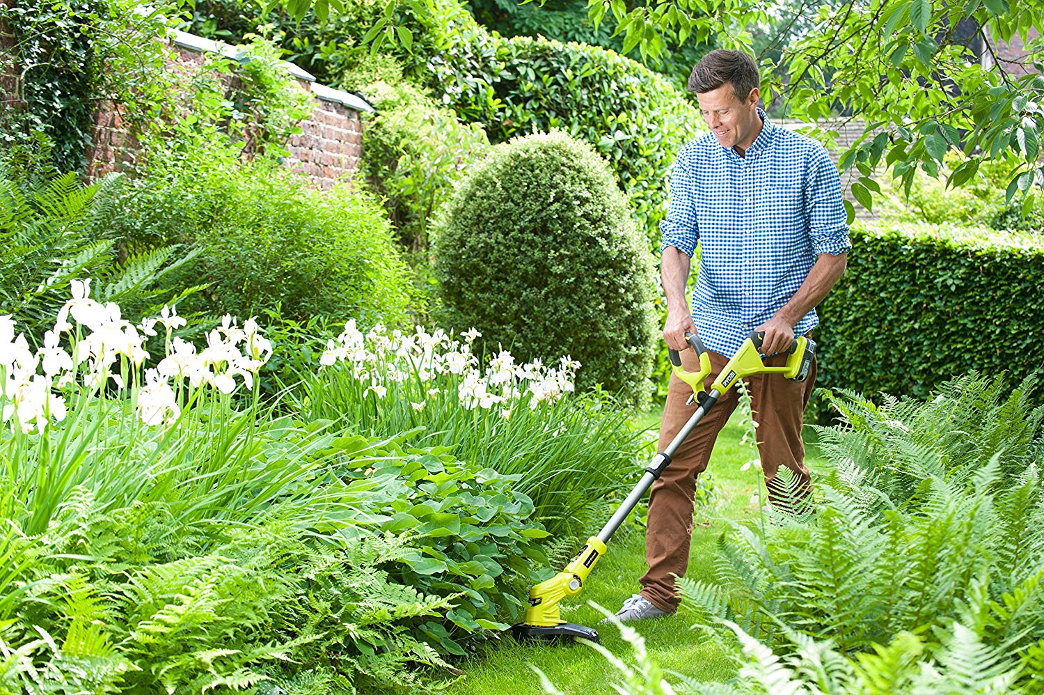 Ryobi OLT1832 ONE+ Cordless Grass Trimmer, 25-30cm Path (Zero Tool), 18 V, Hyper Green (Battery, Charger And Blade Not Included) - Image 3
