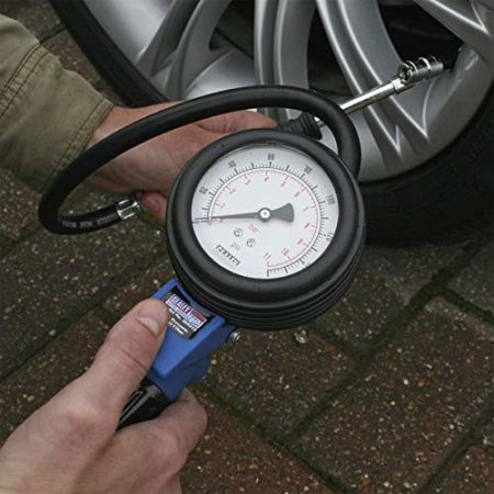 Sealey SA9313 Jumbo Tyre Inflator with Push-On Connector, 107mm x 357mm x 114mm - Image 2