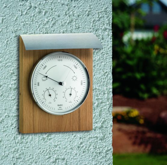 TFA Dostmann GmBH + Co. KG Wetterstation für innen und außen 20.1079 Indoor Outdoor Analogue Weather Station Barometer Thermometer Hygrometer Weatherproof, Oiled Oak, L210 x B106 x H297 mm - Image 2