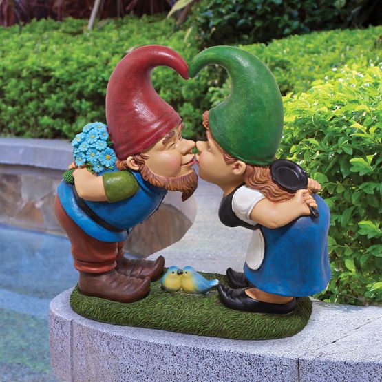 Design Toscano QM2796400 Garden Gnome Statue - Kiss and Tell Lover Gnomes - Lawn Gnome - Image 3