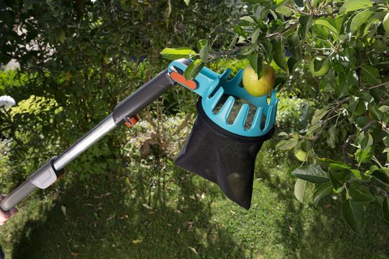 GARDENA combisystem Fruit Picker: Practical harvesting help, fits on all combisystem handles (3115-20) - Image 4