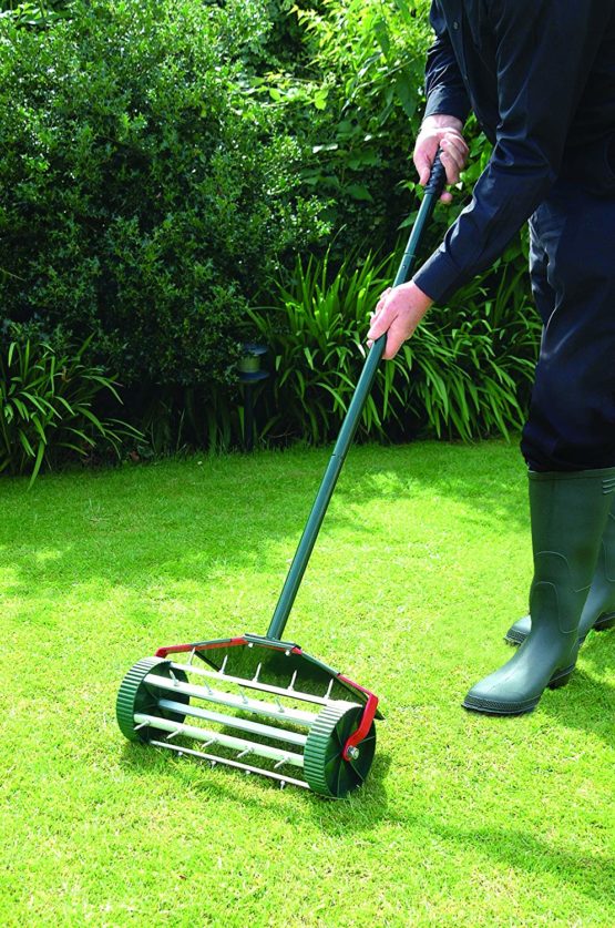 Bosmere Garden Care Lawn Spike Aerator, N650 - Image 3