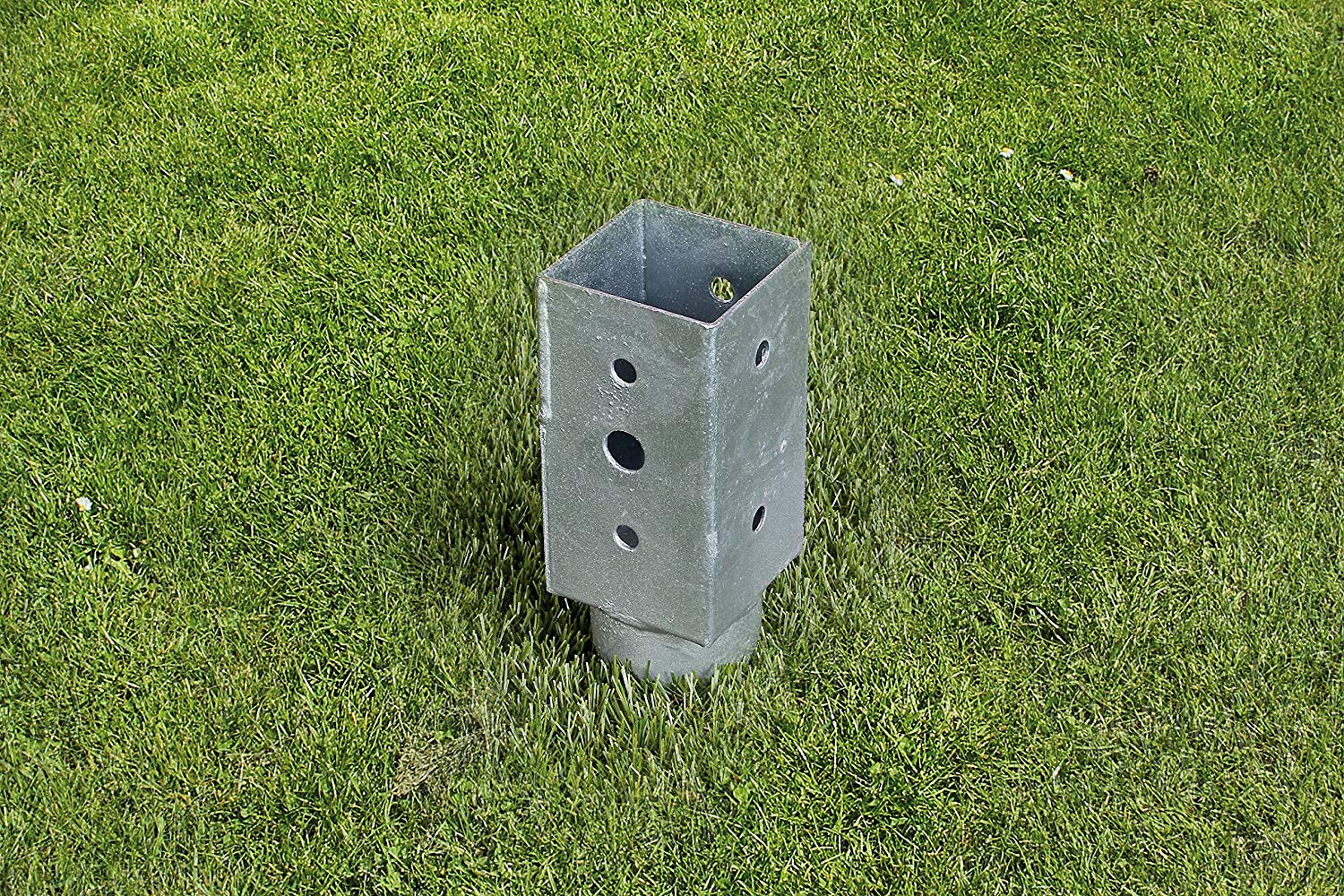 Fence Spike, Square Wooden Posts, hot-dip galvanised 71 x 71 mm - Image 4