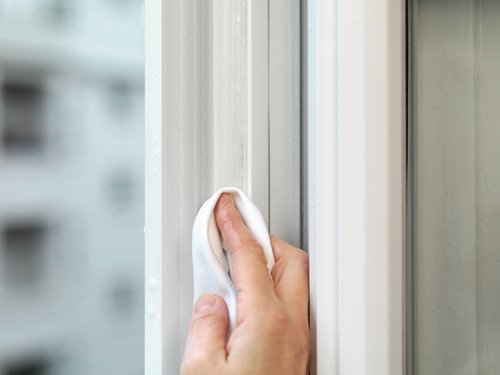 tesa INSULATION Weatherstrip Premium, Sealing Tape, Self-adhesive Silicone Seal for Insulating gaps on windows and doors - Image 4
