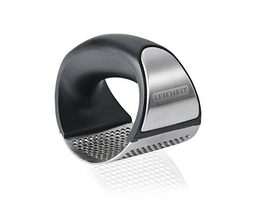 Leifheit Knobi King® Garlic Press, Ginger Crusher, Stainless Steel Garlic Presser, Easy and Quick to Use Roll Action