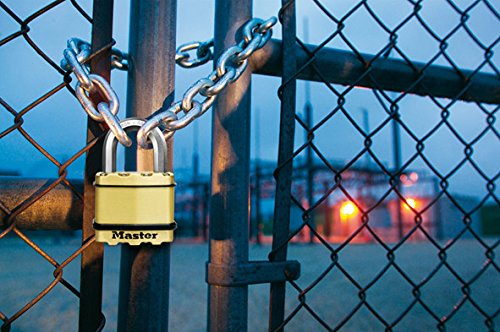 MASTER LOCK Heavy Duty Padlock, Security Level 10/10, Outdoor, Keyed, Laminated Steel/Brass Finish, Weatherproof, Medium Shackle - Image 2