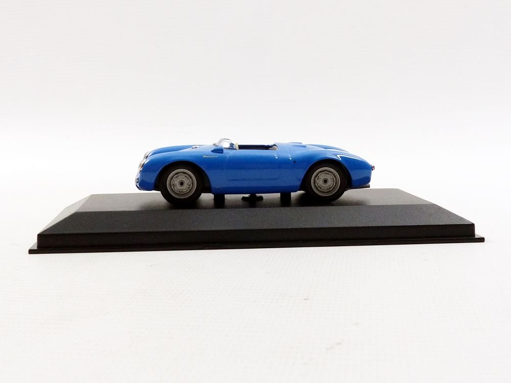 Minichamps 940066031 1:43 Scale Maxichamps 1955 Porsche 550 Spyder Model Toy, Blue - Image 2