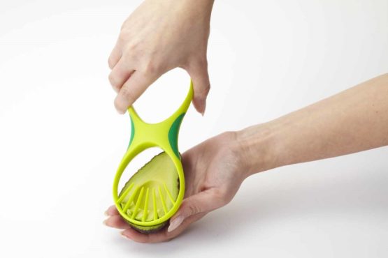 Kitchen Craft 2-in-1 Avocado Slicer and Scooper Tool, Green - Image 2