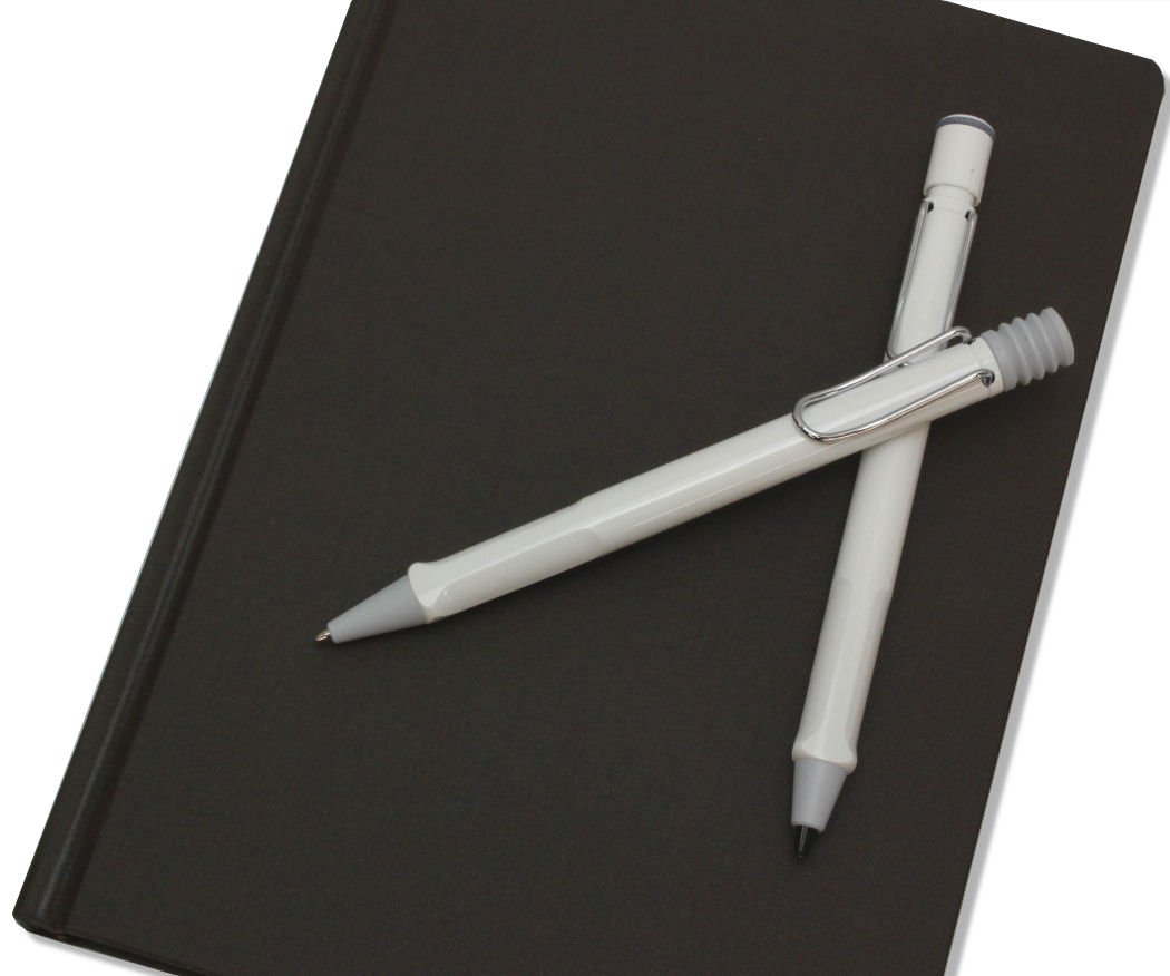 Lamy safari white, Ballpoint Pen with ergonomic grip & line width M, for pleasant long writing, made of robust ASA plastic - Image 3