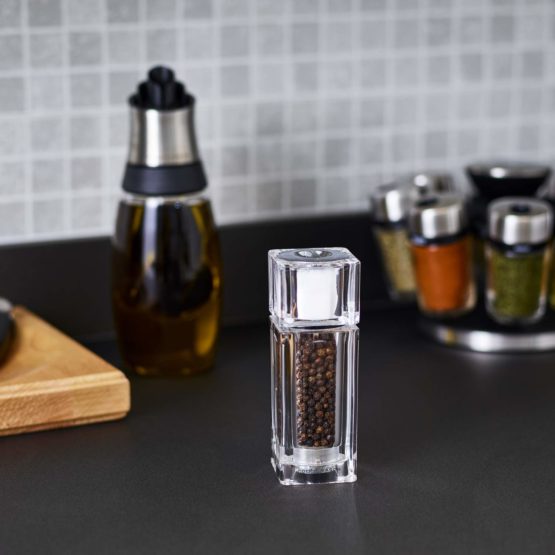 Cole & Mason H33506P Cube Combi Clear Salt Shaker and Pepper Mill | Precision+ | Acrylic | 145 mm | Duo Mill | Includes 1 x Salt Shaker/Pepper Grinder | Lifetime Mechanism Guarantee - Image 4