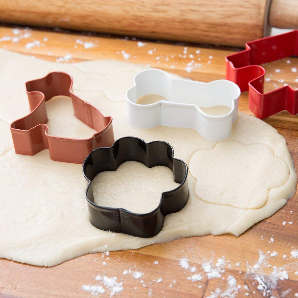 Wilton 2308-0910 Four-Piece Pet Coloured Theme Set, One Size - Image 3