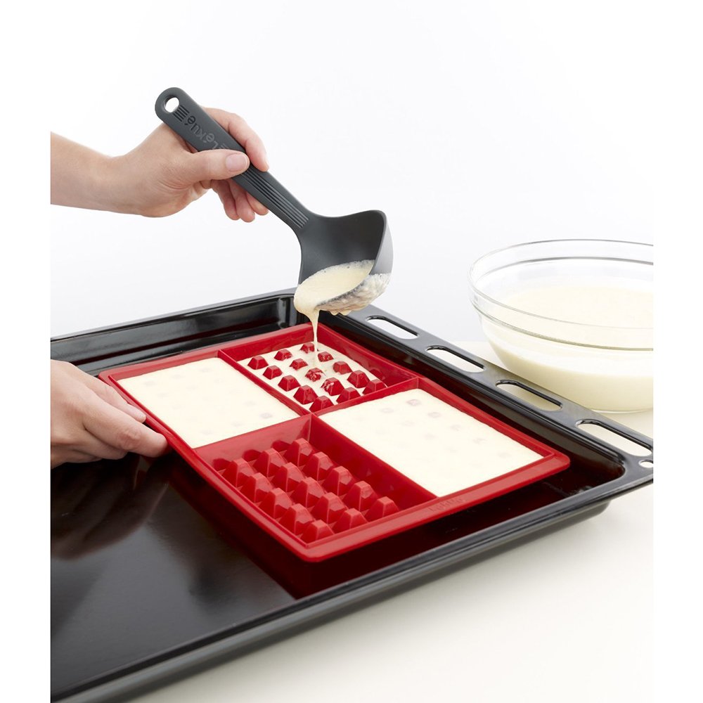 Lékué Waffle Mould, Set of 2, Red,0215000R01M017 - Image 3