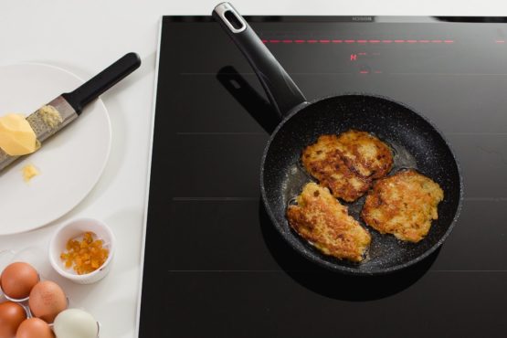 ELO Frying pan Granite Evolution 28 cm, Aluminium, Black, 28 x 28 x 5.8 cm - Image 2