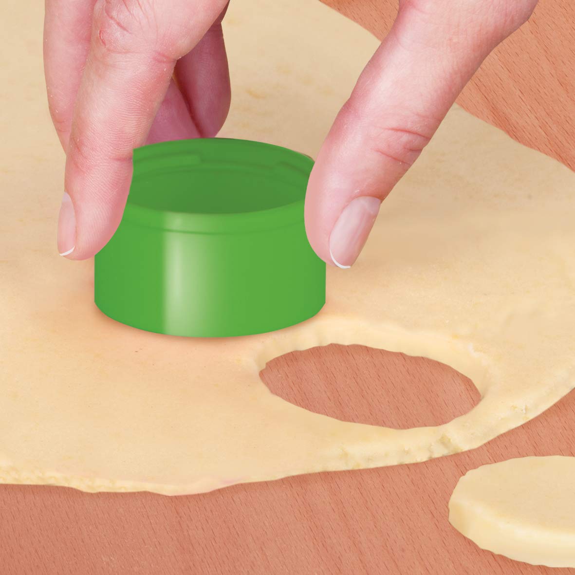 Tescoma Moulds for Filled Cookies 3 Easter Shapes Delicia, Assorted, 21 x 17 x 4 cm - Image 3