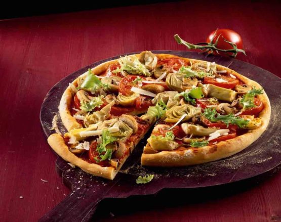 Kaiser Delicious Crossini 647692 Pizza Tray with Thermal Base and Grooves 37 x 35 x 2.5 cm - Image 2