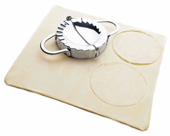 LACOR Stainless Steel Pasty Mould, Silver, 12 cm - Image 2