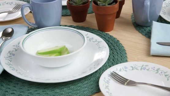 Corelle 18-Piece Vitrelle Glass Country Cottage Chip and Break Resistant Dinner Set, Service for 6, Green/ Blue - Image 2