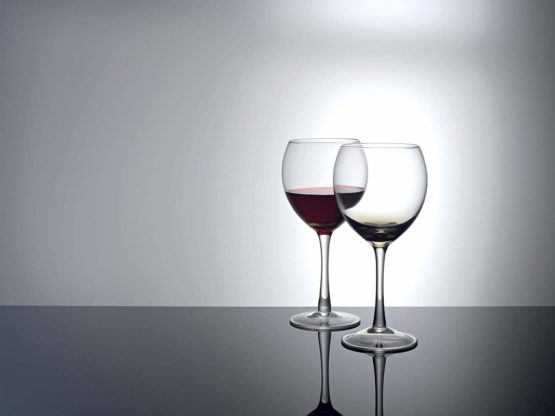 Denby 0.475 Litre Glass Halo/ Praline Wine Glass, Pack of 2, Red - Image 4