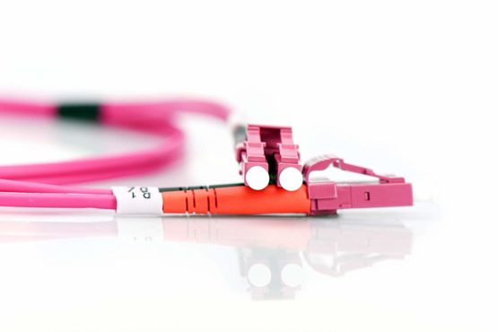 DIGITUS FO patch cable OM4-2 m LC to LC fiber optic cable - LSZH - Duplex Multimode 50/125µ - 10 GBit/s - Purple - Image 2