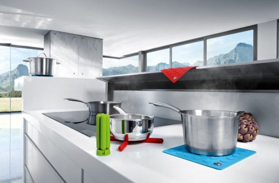 blomus KNIK: Terrific Trivet Larger Under hot Pans, Folds Away Small in Your Cupboard, Black - Image 3