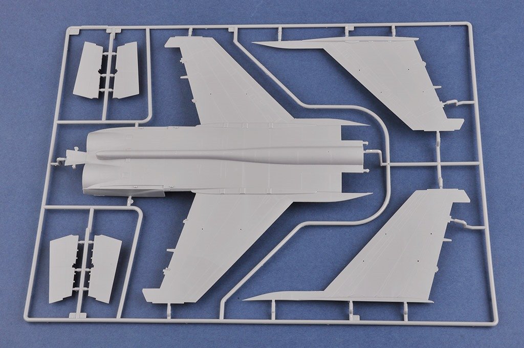 Hobbyboss 1:48 Russian Mig-31M Foxhound, Various, Medium - Image 2