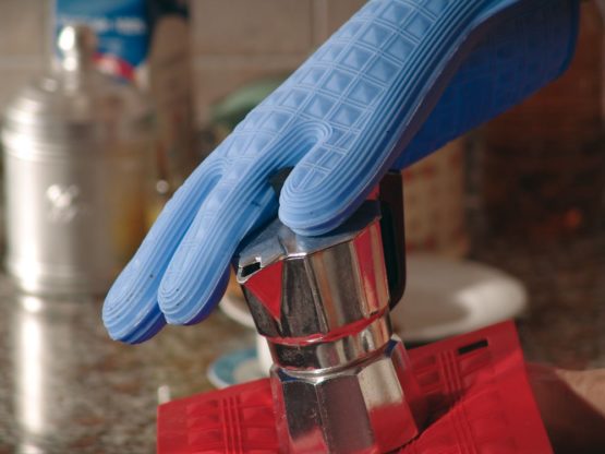 Silikomart Silicone Oven Mitt Mister Hot , Blue, Light Blue - Image 3