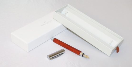 Faber-Castell Ambition Rhombus 148922 Fountain Pen EF Nib in Gift Box Shaft Colour Black/Silver - Image 3