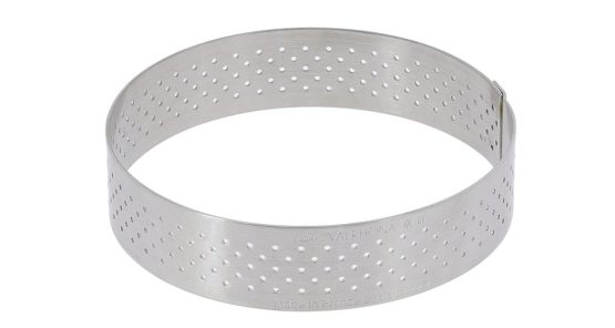 De Buyer Straight Edge Round Perforated Tart Ring in Stainless Steel, Silver