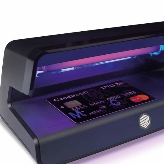 Safescan UV50 Counterfeit Detector - Image 3