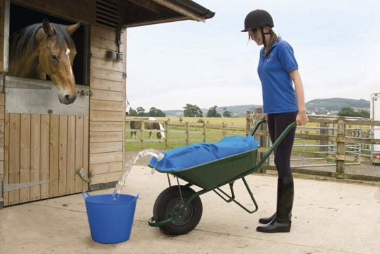 Kerbl H2GoBag 29382 Water Holder for Wheelbarrow - Image 4