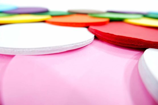 Ci Tissue 58008-CI-101 4600-Piece 10 cm Paper Tissue Circles, Assorted Colours - Image 2