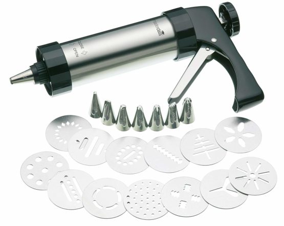 KitchenCraft MasterClass Biscuit Making and Icing Set for Cake Decorations, 22 Pieces