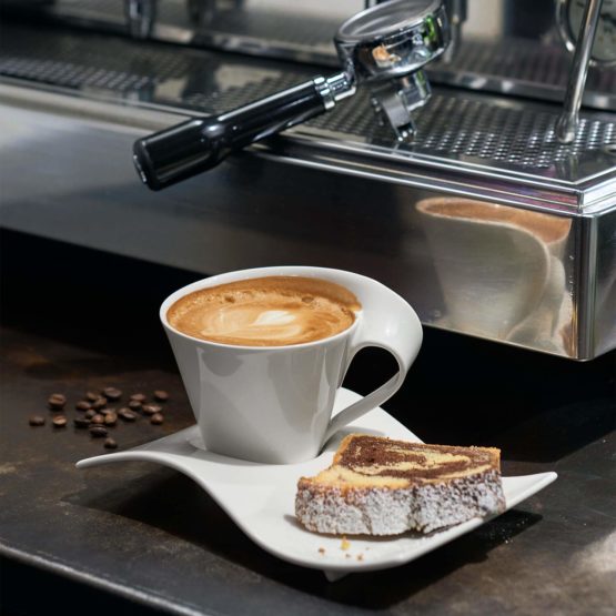 Villeroy & Boch 1024842830 New Wave Caffè Large Party Plate Saucer, 22 x 17 cm, Premium Porcelain, White - Image 3