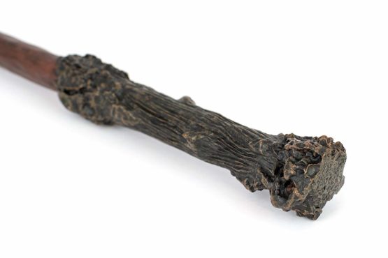 The Noble Collection Harry Potter Wand in Ollivanders Box 14.9 inch (38cm) Harry Potter Wand With Replica Ollivanders Wand Box - Harry Potter Film Set Movie Props Wand - Image 2