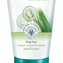 Himalaya Aloe Vera Face Wash, Without Soap, With cucumber, gentle moisturizing Facial Care Wash, 150ml