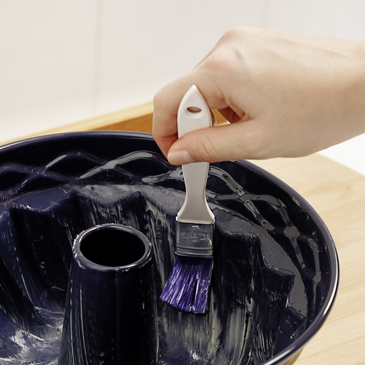Dr.Oetker "Classic Basting Brush with Teflon, Plastic, White/Blue, 25 mm, White-blue, 2.5 x 0.5 x 10 cm - Image 2
