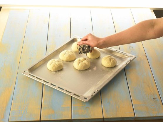 Birkmann Bread roll Stamp of Stainless Steel, Silver, 8 x 8 x 2 cm - Image 2