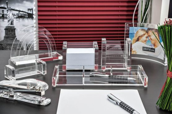 WEDO Cristallic 603016 Acrylic Letter Stand with 2 Compartments Clear - Image 3